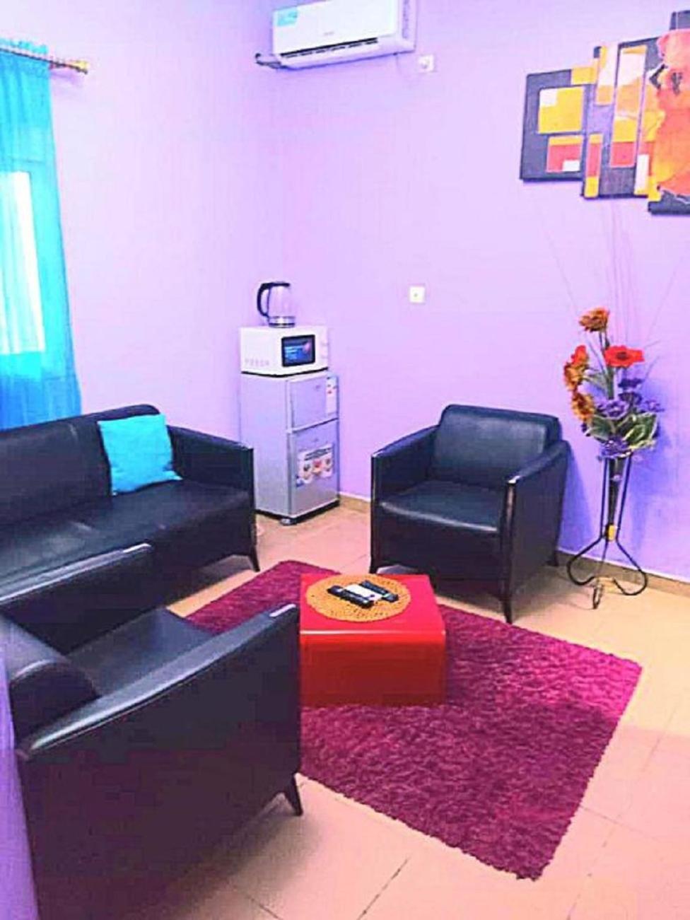 Residence Sighaka - Studio Meuble Vip Avec Wifi, Gardien, Parking Duala Zewnętrze zdjęcie